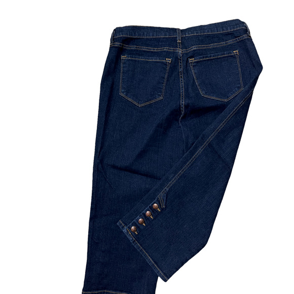 NYDJ Women's Size 18 Capri Jeans Tummy Tuck Dark Blue Button Detail NWT - Picture 4 of 5